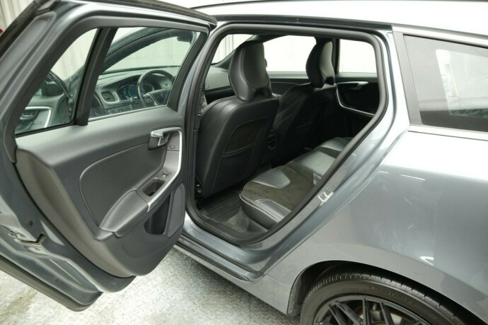 volvo-v60-elektrisitetdiesel-2016-big-42