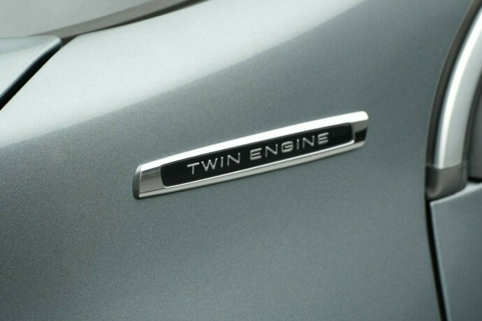 volvo-v60-elektrisitetdiesel-2016-big-40