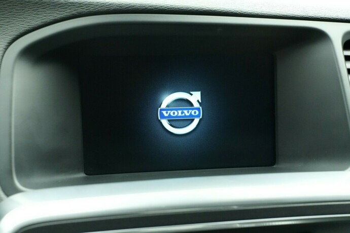 volvo-v60-elektrisitetdiesel-2016-big-12
