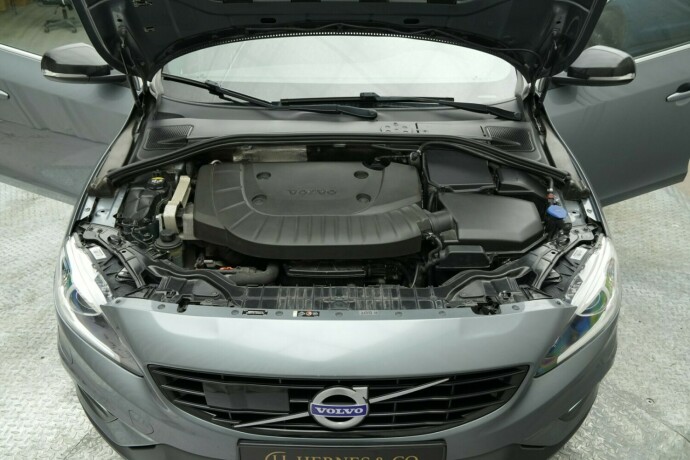 volvo-v60-elektrisitetdiesel-2016-big-7