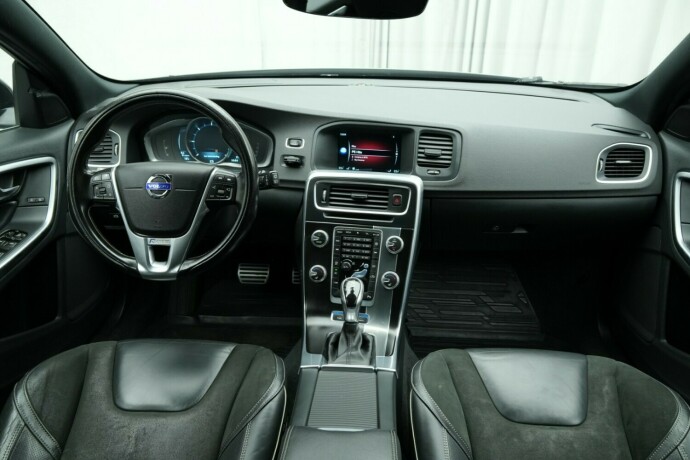 volvo-v60-elektrisitetdiesel-2016-big-13