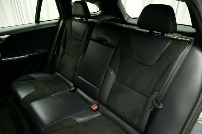 volvo-v60-elektrisitetdiesel-2016-big-44