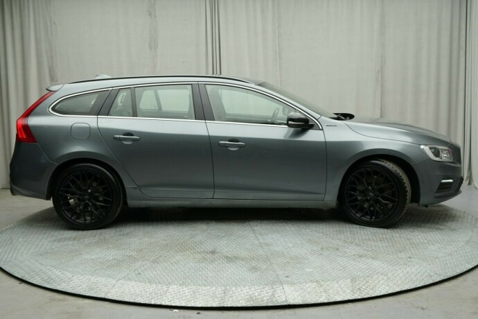volvo-v60-elektrisitetdiesel-2016-big-36
