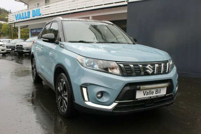 suzuki-vitara-bensin-2019-big-0