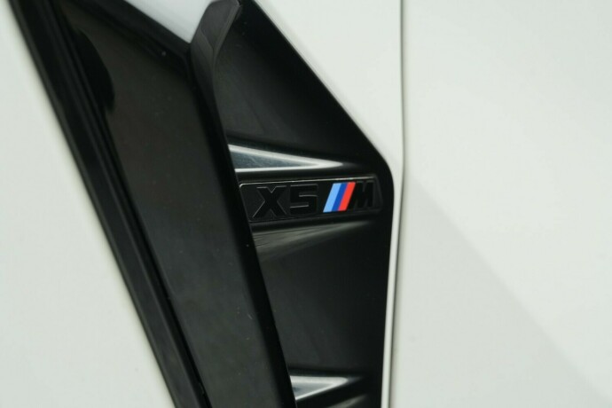 bmw-x5-m-bensin-2021-big-10