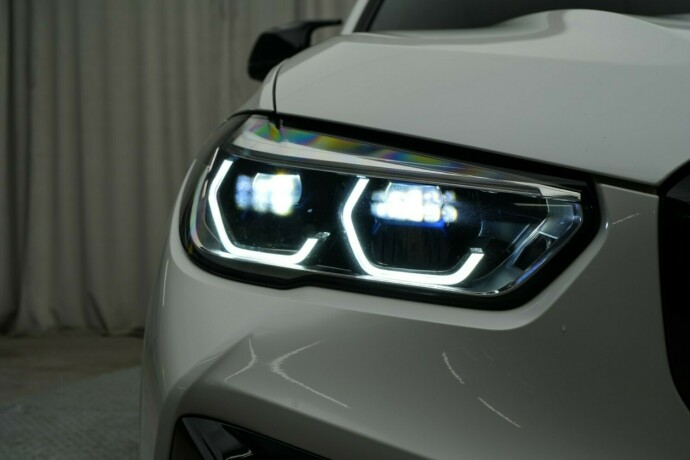 bmw-x5-m-bensin-2021-big-16