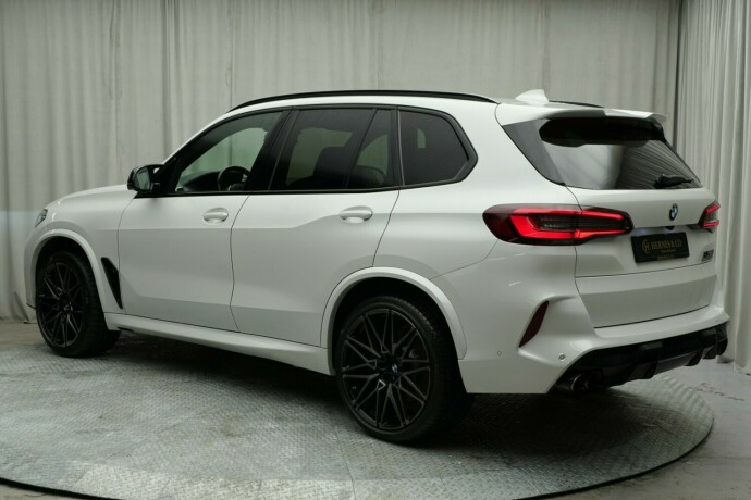 bmw-x5-m-bensin-2021-big-5