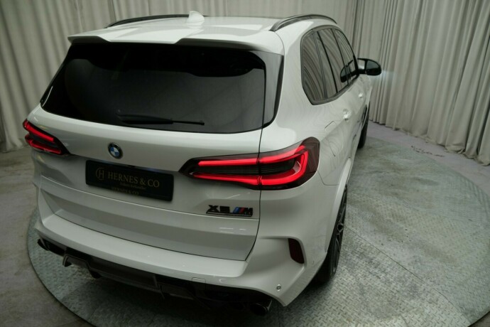 bmw-x5-m-bensin-2021-big-19