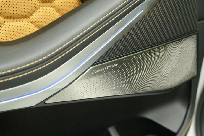 bmw-x5-m-bensin-2021-big-84