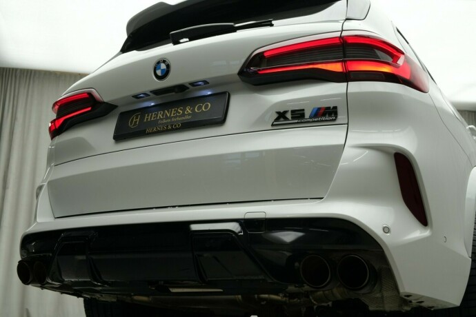 bmw-x5-m-bensin-2021-big-20