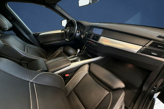 bmw-x5-diesel-2011-big-10