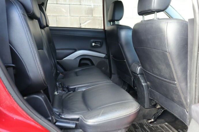 mitsubishi-outlander-diesel-2010-big-8