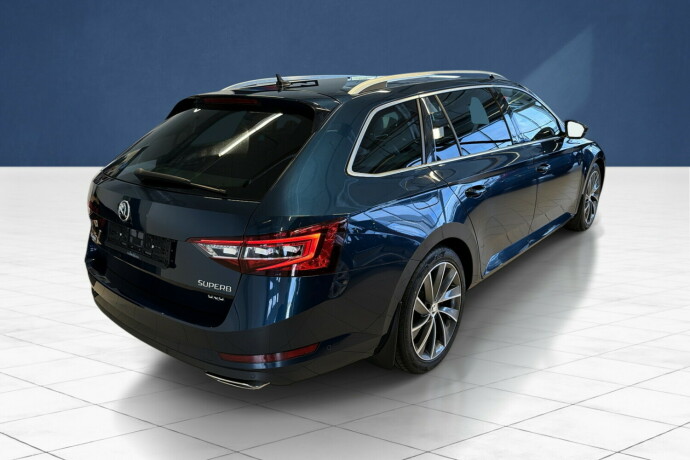 skoda-superb-bensin-2018-big-3
