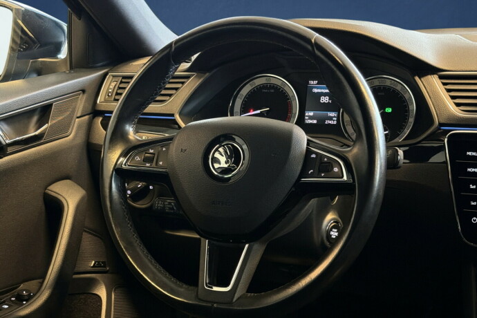 skoda-superb-bensin-2018-big-14