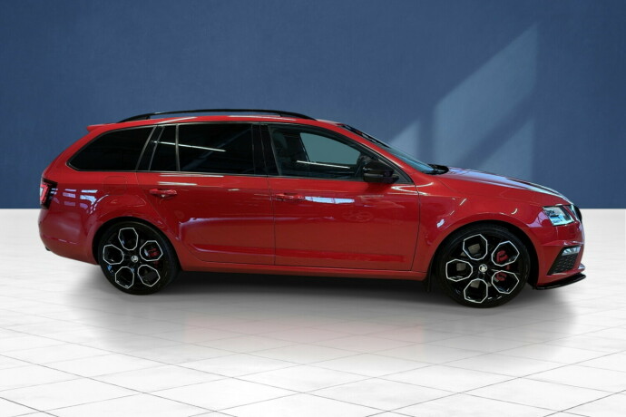 skoda-octavia-rs-bensin-2019-big-1