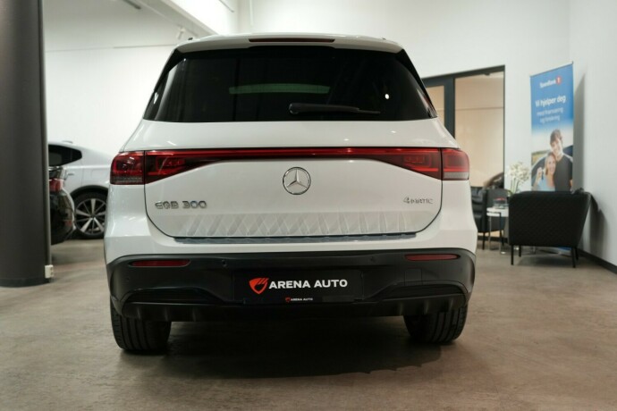 mercedes-benz-eqb300-elektrisitet-2023-big-3