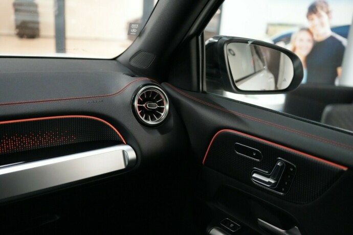 mercedes-benz-eqb300-elektrisitet-2023-big-15