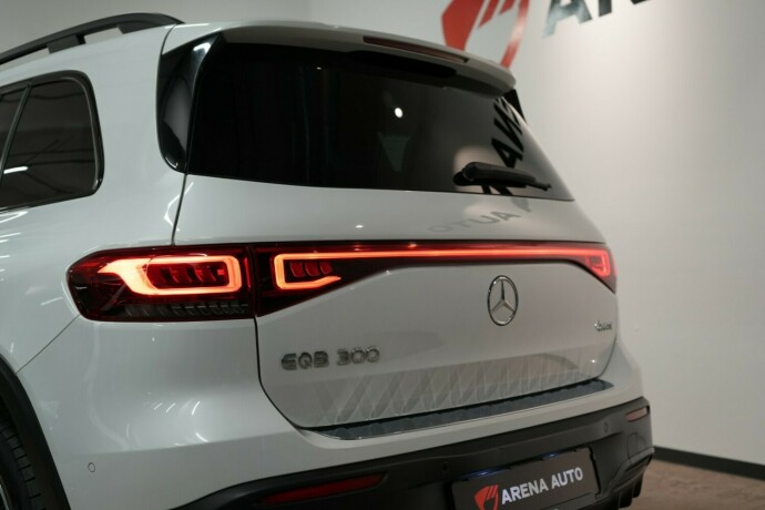 mercedes-benz-eqb300-elektrisitet-2023-big-23