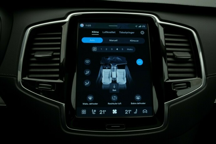 volvo-xc-90-elektrisitetbensin-2023-big-55