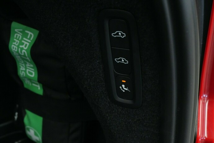 volvo-xc-90-elektrisitetbensin-2023-big-21