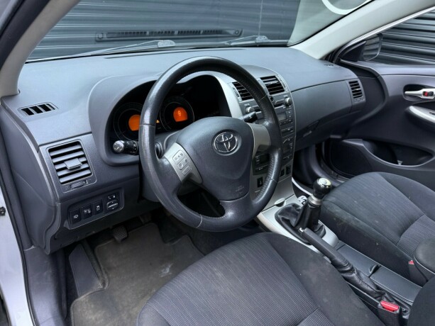 toyota-corolla-diesel-2008-big-8
