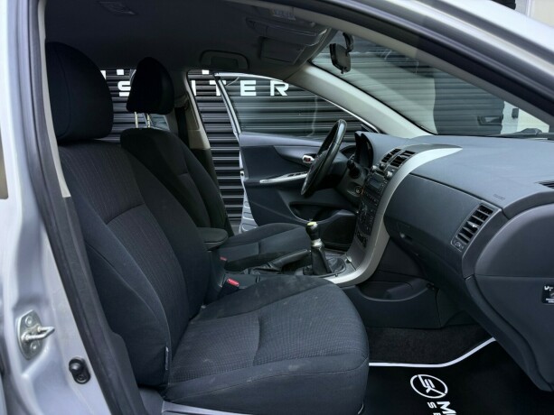 toyota-corolla-diesel-2008-big-17