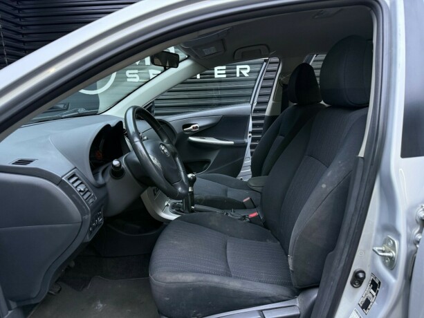 toyota-corolla-diesel-2008-big-16