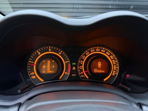 toyota-corolla-diesel-2008-big-12
