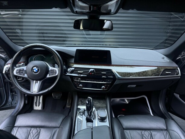 bmw-540i-bensin-2018-big-13