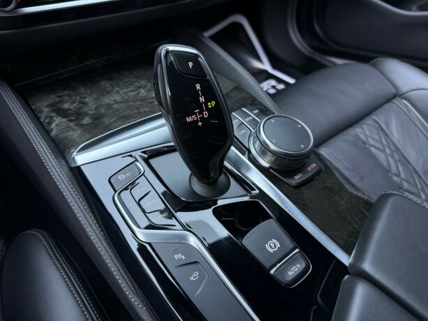 bmw-540i-bensin-2018-big-30
