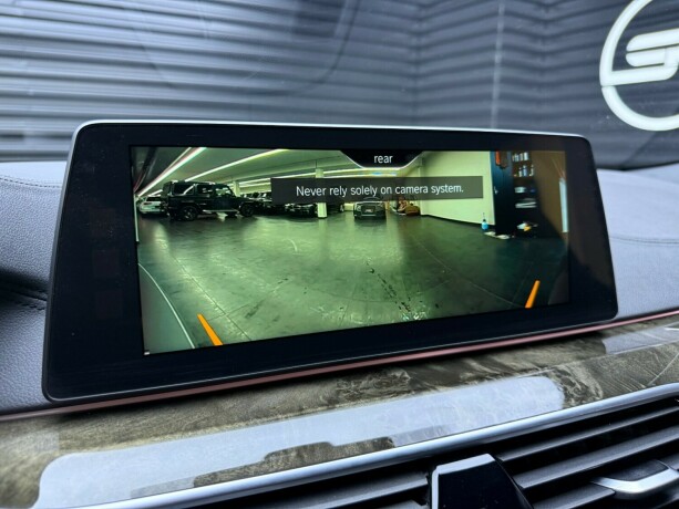 bmw-540i-bensin-2018-big-23