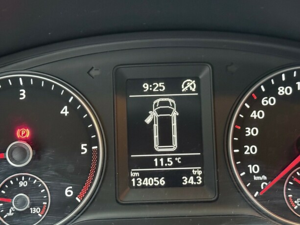 volkswagen-multivan-diesel-2014-big-15