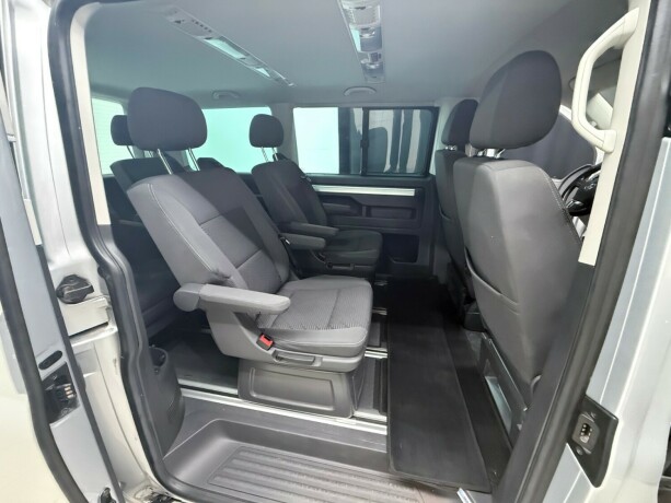 volkswagen-multivan-diesel-2014-big-22