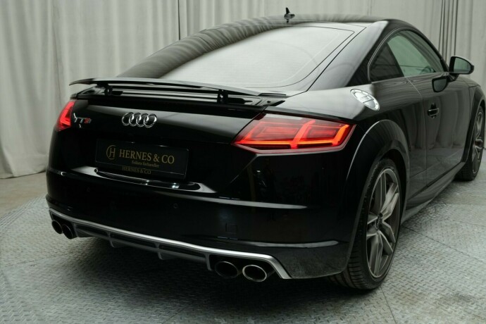 audi-tts-bensin-2016-big-17