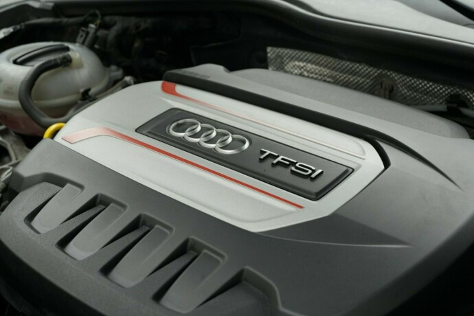 audi-tts-bensin-2016-big-15