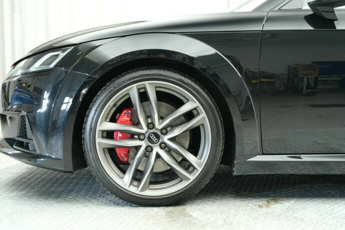 audi-tts-bensin-2016-big-5
