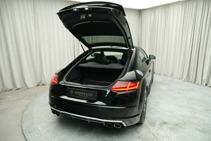 audi-tts-bensin-2016-big-21