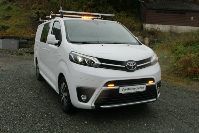 toyota-proace-diesel-2024-big-0