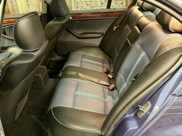 alpina-b3-bensin-2001-big-37