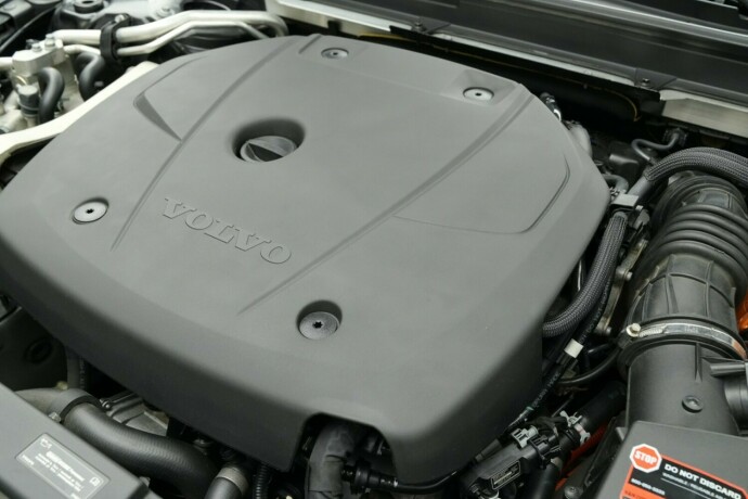 volvo-v60-elektrisitetbensin-2020-big-4