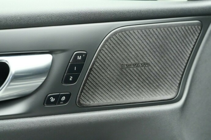 volvo-v60-elektrisitetbensin-2020-big-28