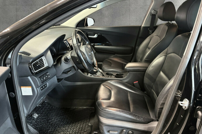 kia-niro-elektrisitetbensin-2018-big-11