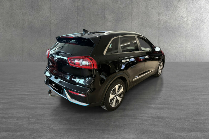 kia-niro-elektrisitetbensin-2018-big-6