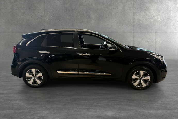 kia-niro-elektrisitetbensin-2018-big-7