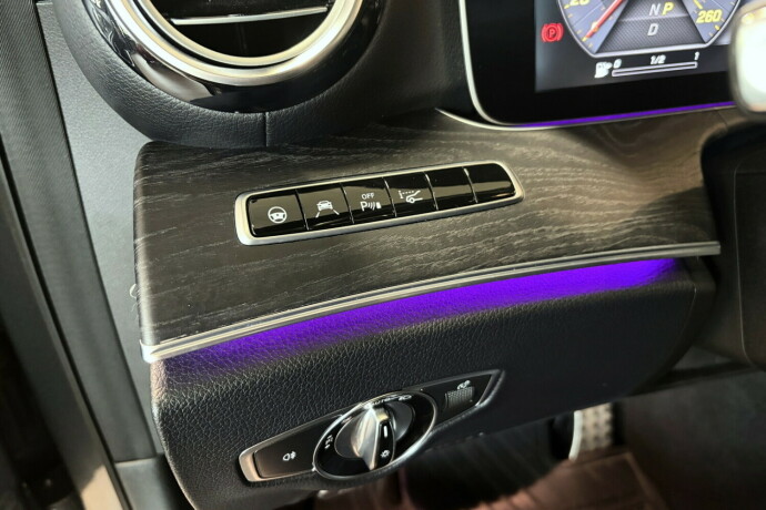 mercedes-benz-e200-bensin-2017-big-26