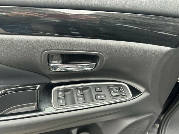 mitsubishi-outlander-elektrisitetbensin-2016-big-16