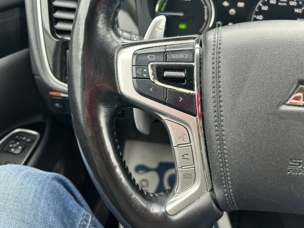 mitsubishi-outlander-elektrisitetbensin-2016-big-19