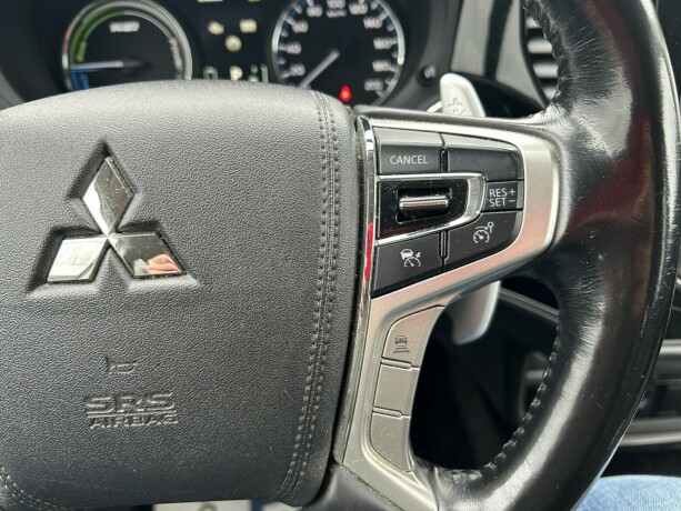 mitsubishi-outlander-elektrisitetbensin-2016-big-20