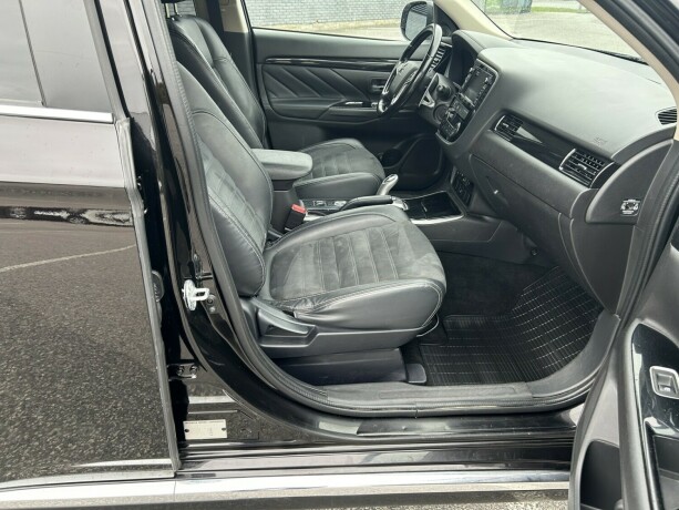 mitsubishi-outlander-elektrisitetbensin-2016-big-11