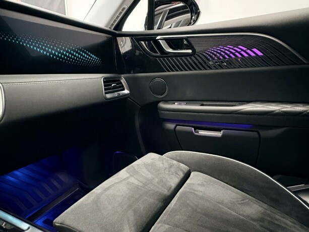 hongqi-e-hs9-elektrisitet-2022-big-15